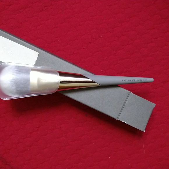 Complex Culture Makeup brush - Picture 6 of 6